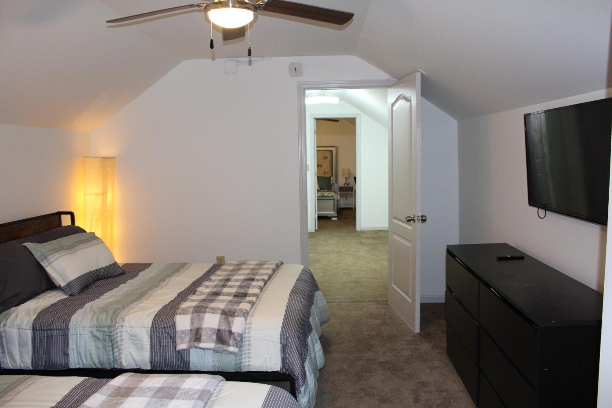 Shared Guest House With Private Rooms Atlanta Exterior photo